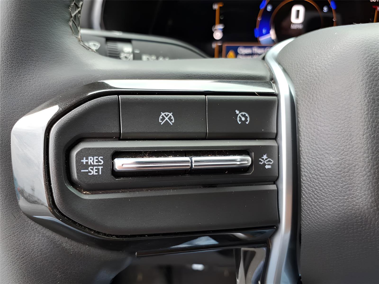 Used 2023 Chevrolet Colorado LT w/ LT Convenience Package II image 19