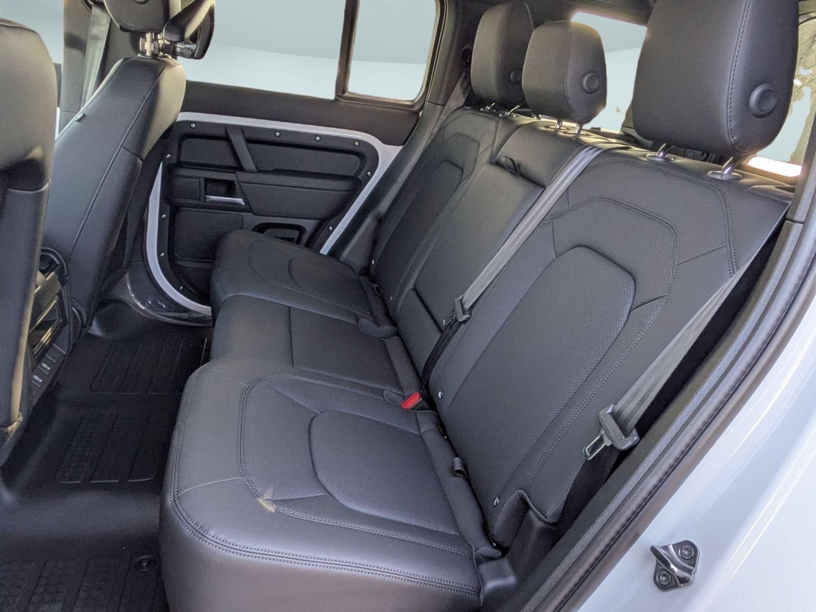 New 2026 Land Rover Defender 110 S AWD/4WD image 25