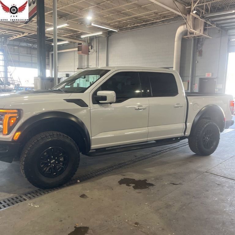 Used 2025 Ford F150 Raptor image 4