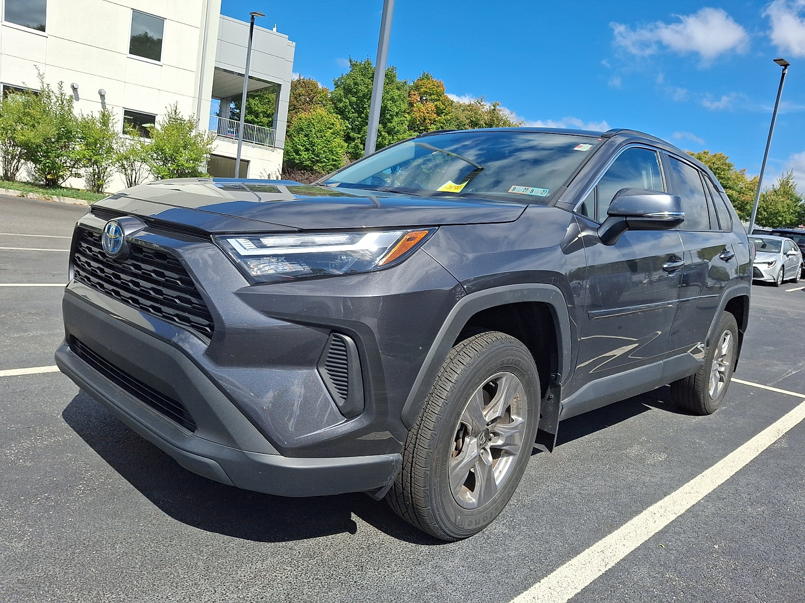 Used 2024 Toyota RAV4 XLE w/ Convenience Package AWD/4WD image 2