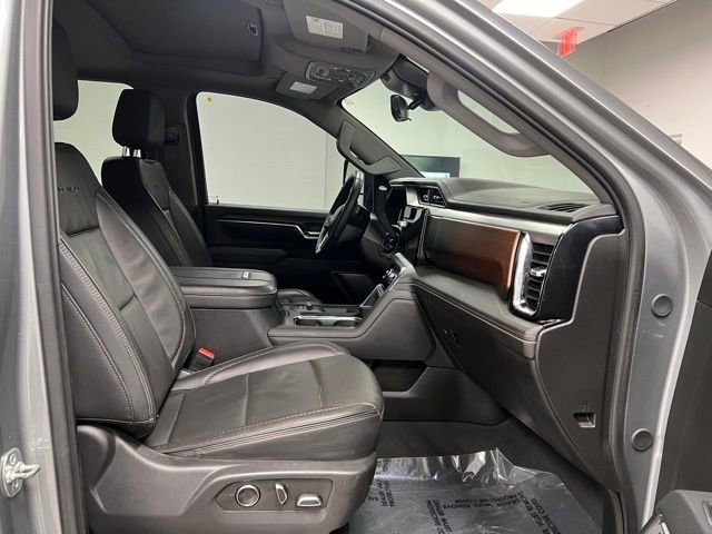 Used 2025 GMC Sierra 3500 Denali w/ Denali Reserve Package AWD/4WD image 58