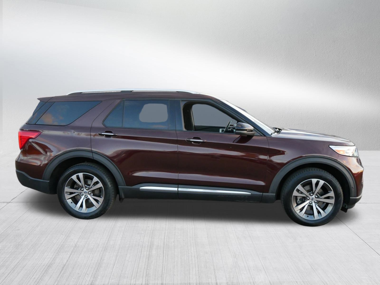 Certified 2020 Ford Explorer Platinum w/ Premium Technology Package image 8