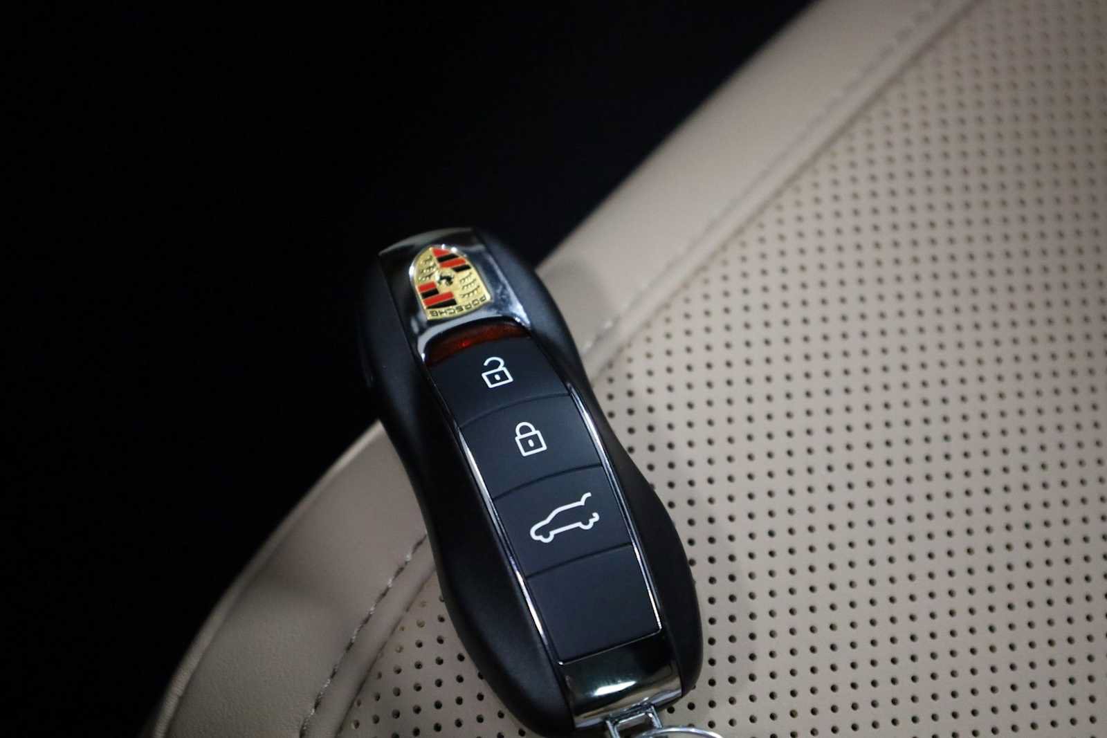 New 2026 Porsche Macan S AWD/4WD image 44