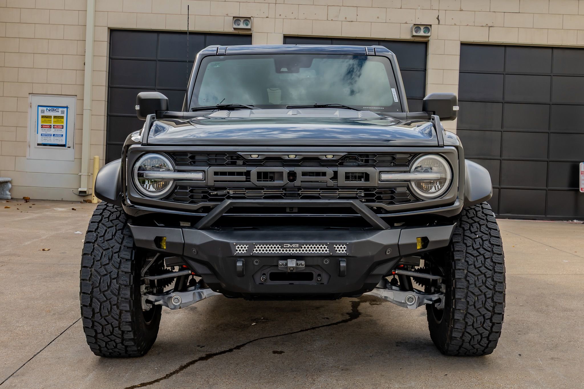 Used 2023 Ford Bronco Raptor video 2