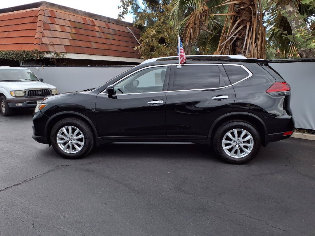 Used 2020 Nissan Rogue SV AWD/4WD image 4