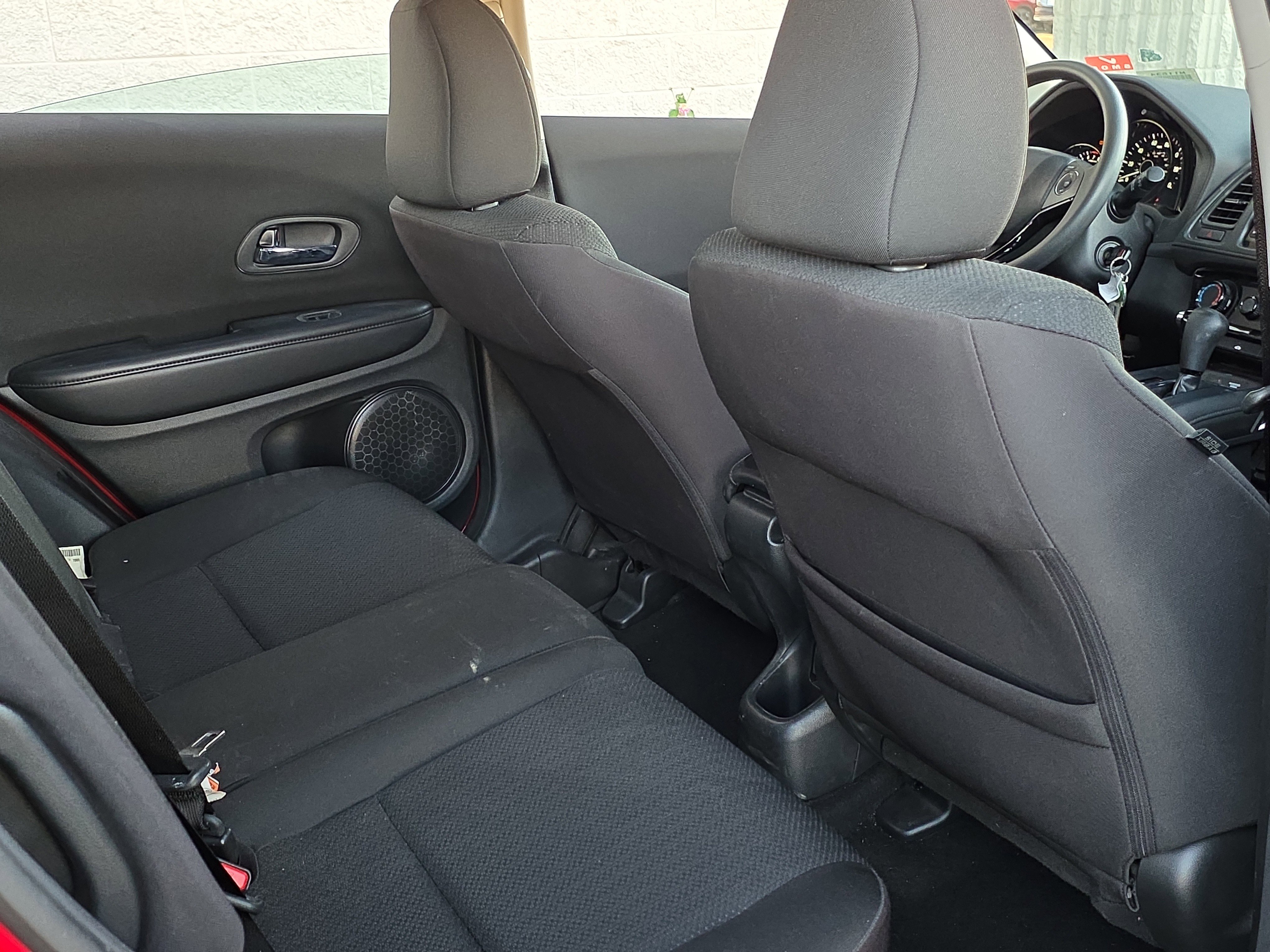 Used 2017 Honda HR-V LX image 25