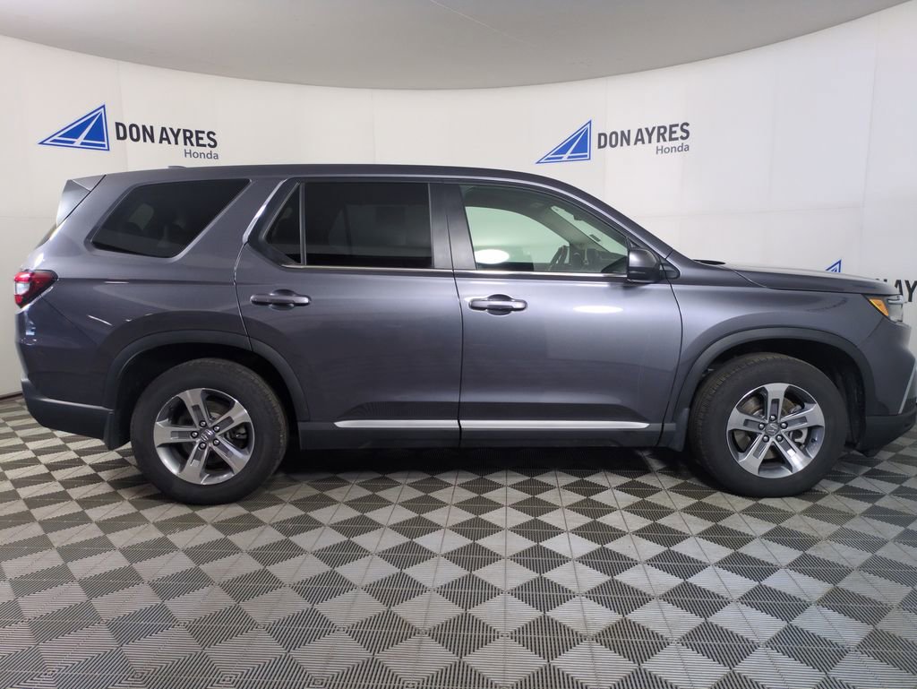 Certified 2025 Honda Pilot EX-L image 10