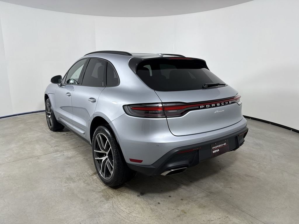 New 2026 Porsche Macan AWD/4WD image 3