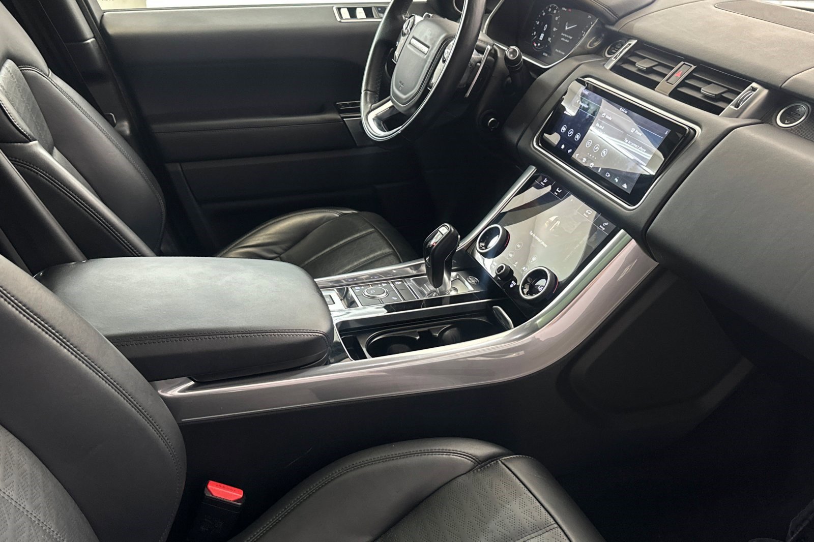 Used 2019 Land Rover Range Rover Sport HSE Dynamic image 33