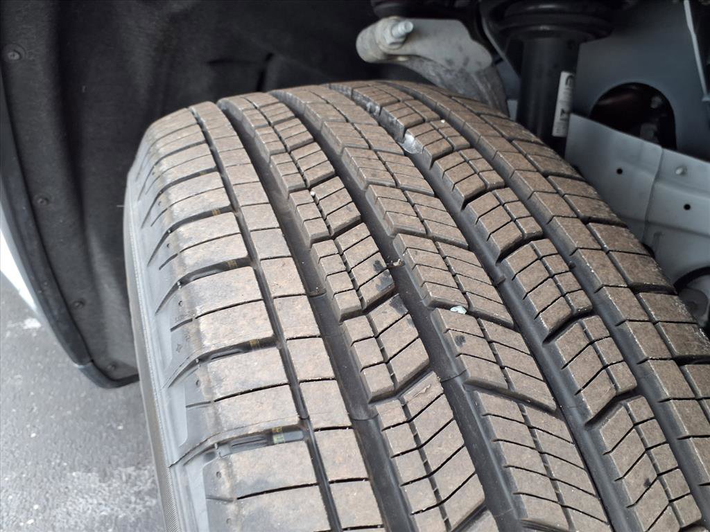 Used 2024 Jeep Grand Cherokee Limited image 36