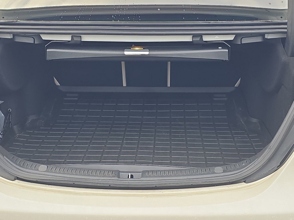 Used 2022 Mercedes-Benz E 450 4MATIC Sedan image 9