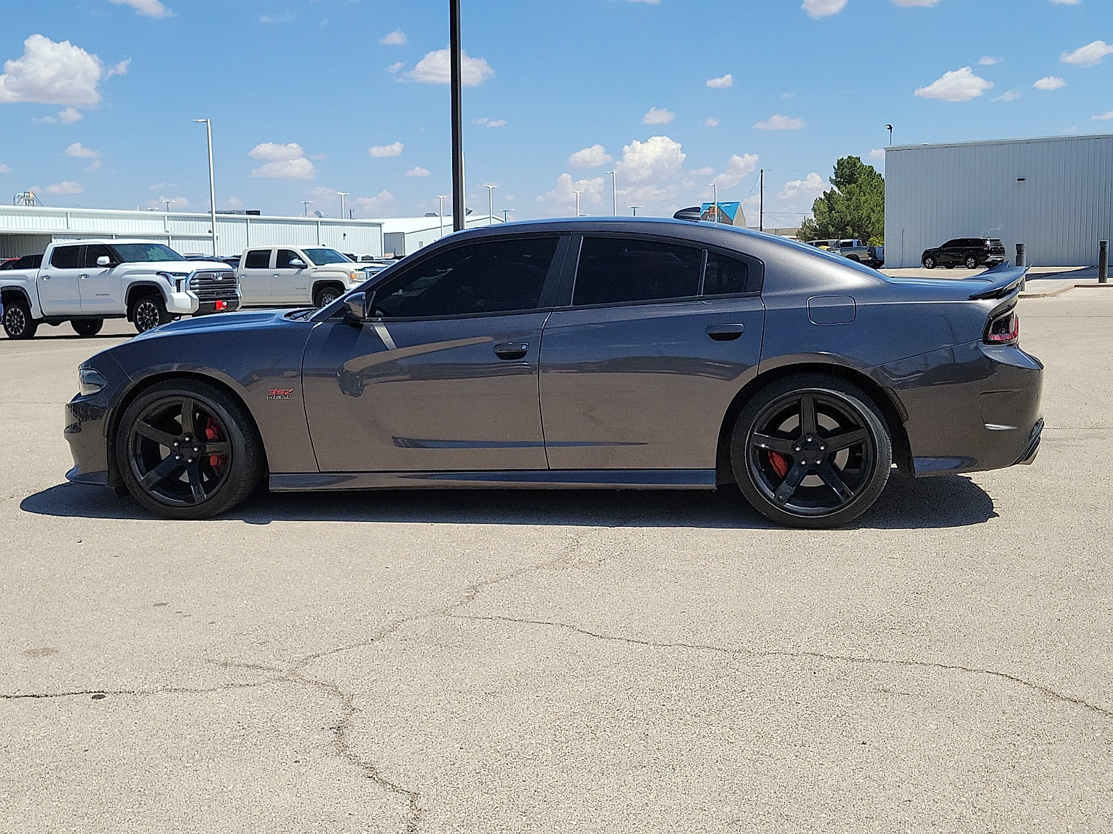 Used 2022 Dodge Charger Scat Pack w/ Driver Convenience Group RWD image 2