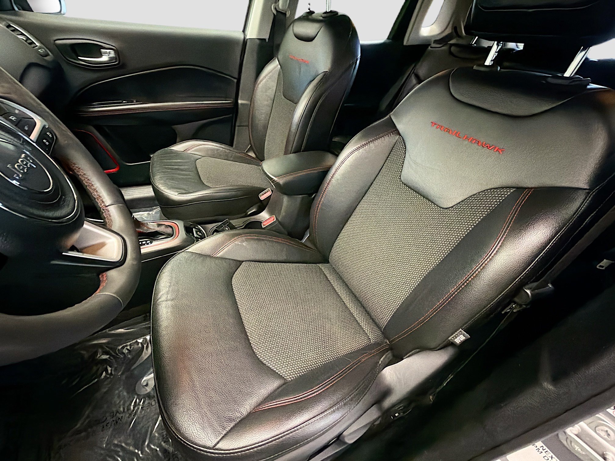 Used 2021 Jeep Compass Trailhawk image 11