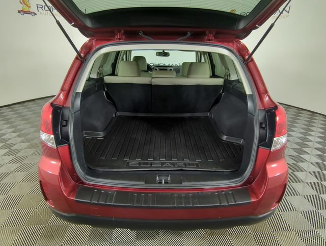 Used 2014 Subaru Outback 3.6R Limited image 36