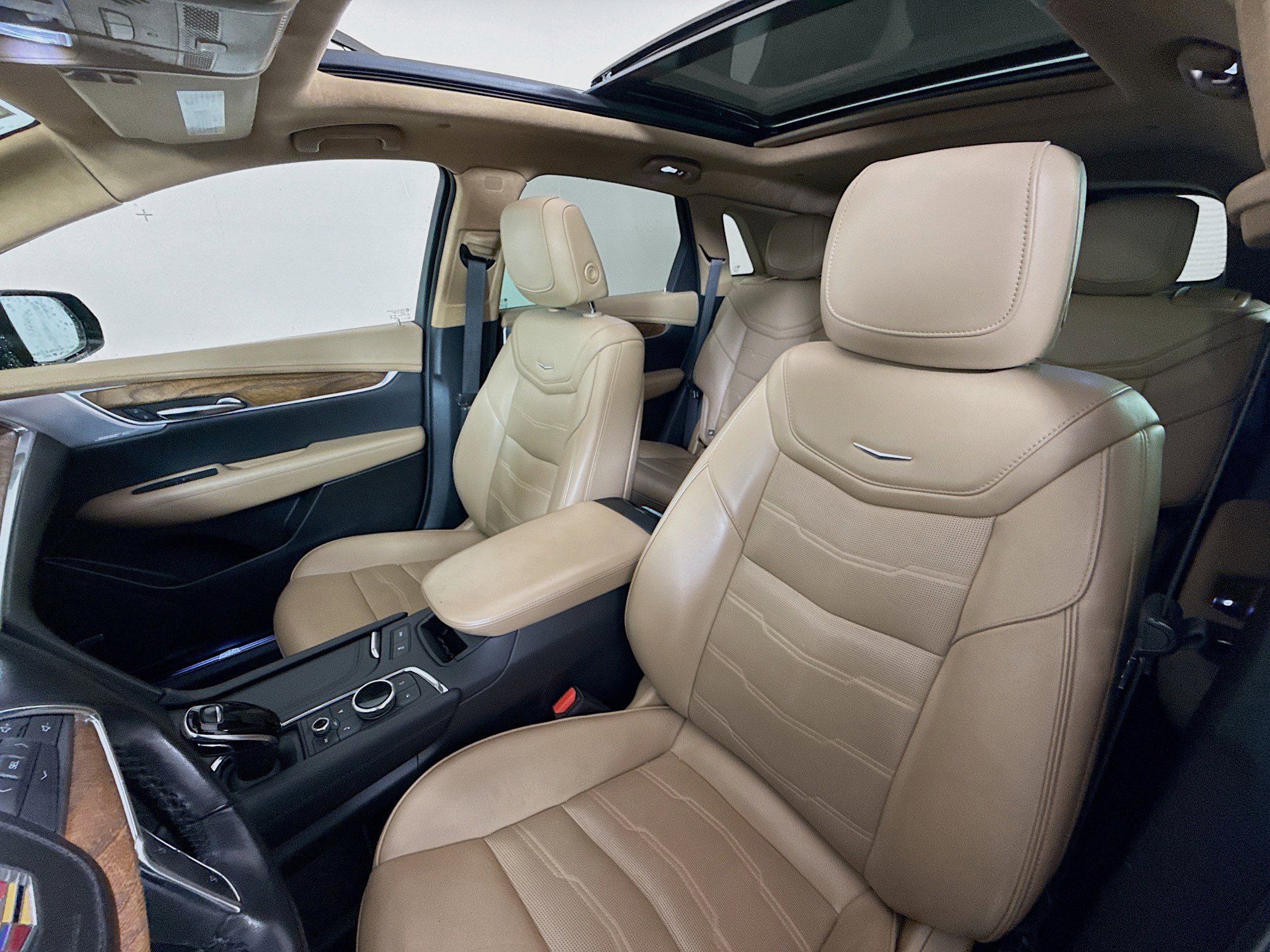 Used 2021 Cadillac XT5 Sportv w/ Platinum Package AWD/4WD image 11