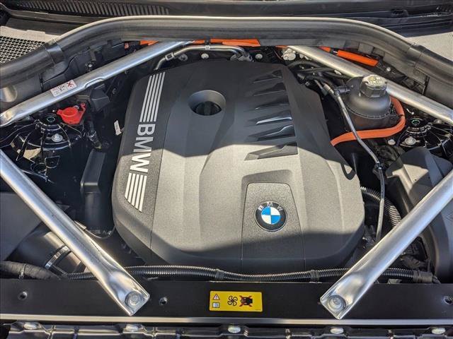 New 2026 BMW X5 xDrive50e w/ Climate Comfort Package AWD/4WD image 18