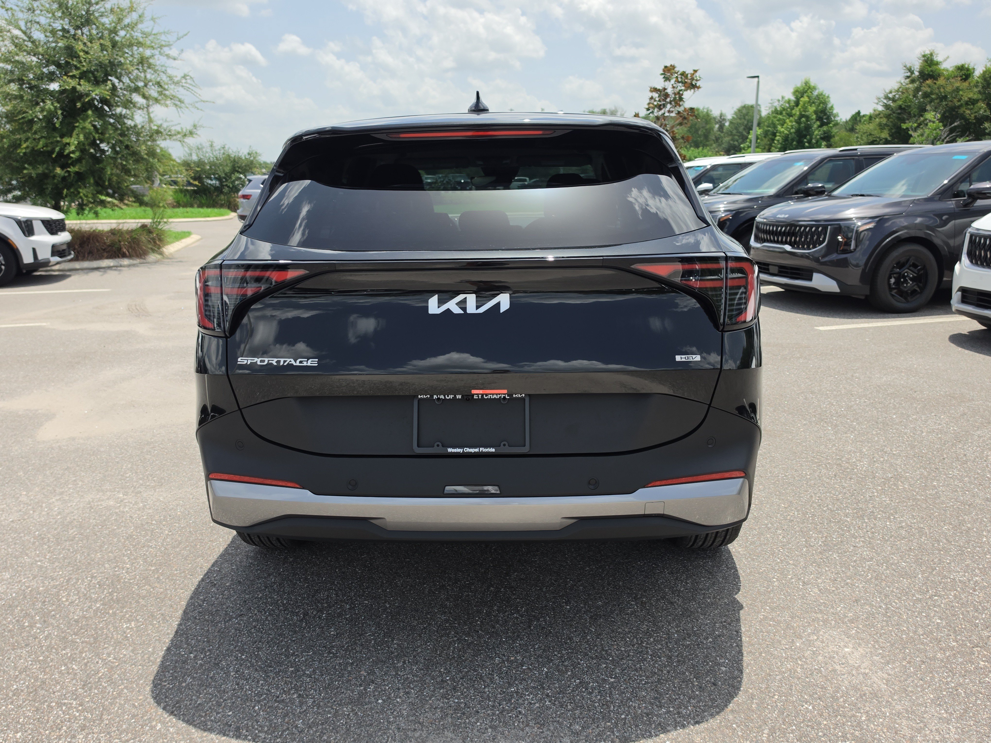 New 2027 Kia Sportage LX FWD image 7