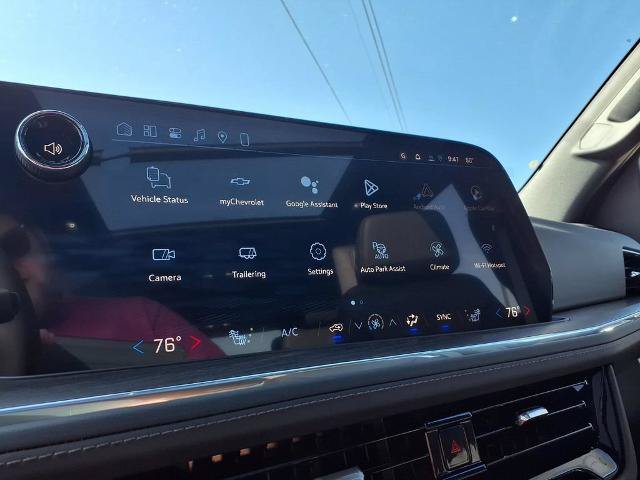 New 2026 Chevrolet Suburban Z71 w/ Z71 Off-Road Package AWD/4WD image 19