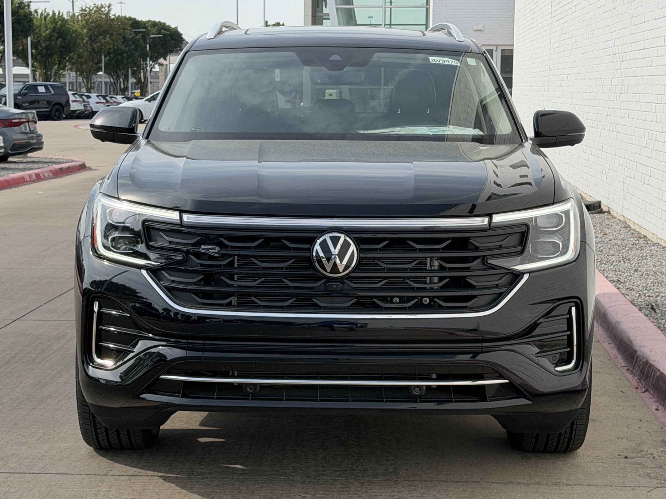 Certified 2026 Volkswagen Atlas SEL AWD/4WD image 3