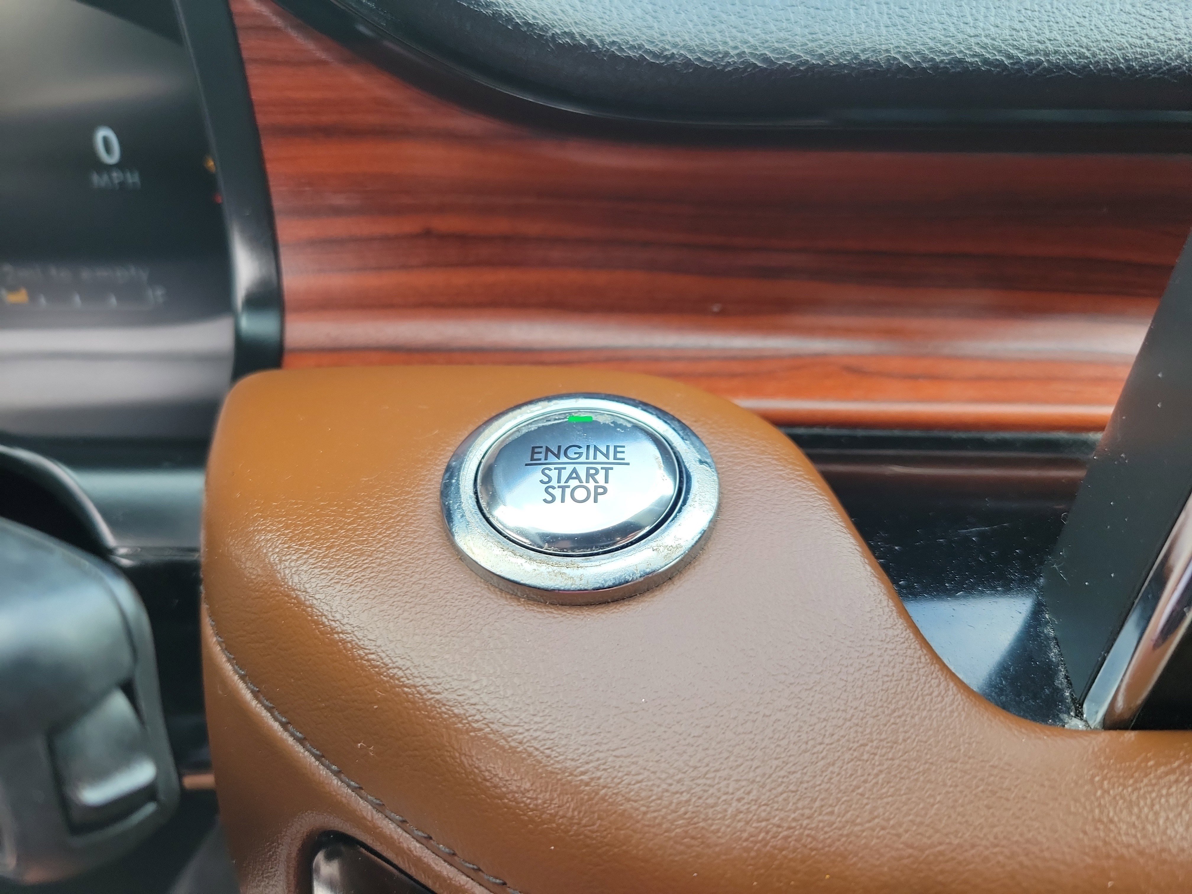 Used 2023 Lincoln Aviator Reserve w/ Equipment Group 201A image 19