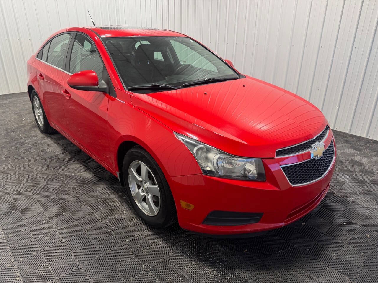 Used 2014 Chevrolet Cruze LT w/ All-Star Edition FWD image 2