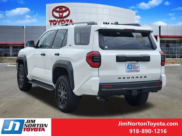 Used 2025 Toyota 4Runner SR5 AWD/4WD image 7