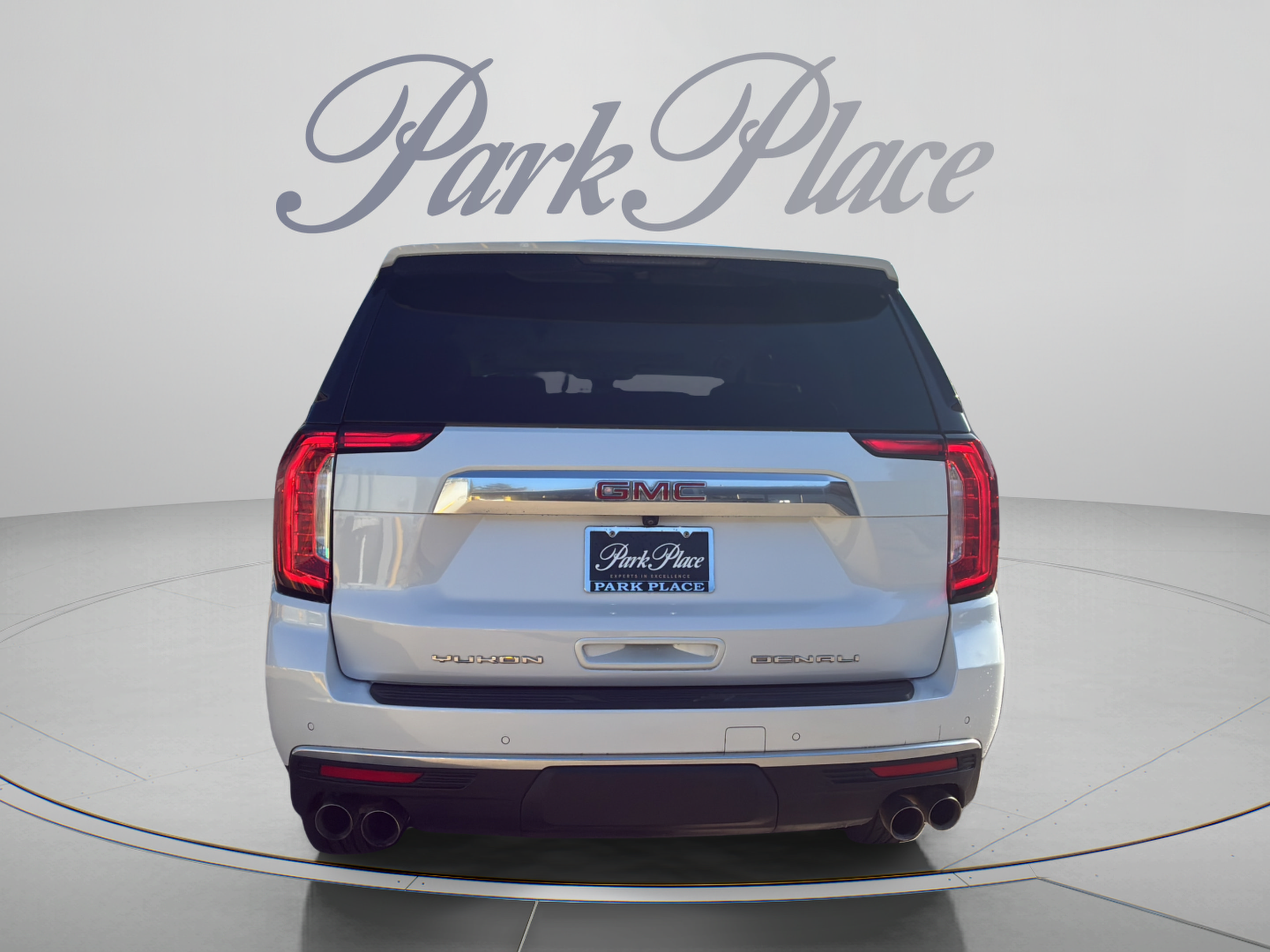 Used 2021 GMC Yukon Denali AWD/4WD image 4