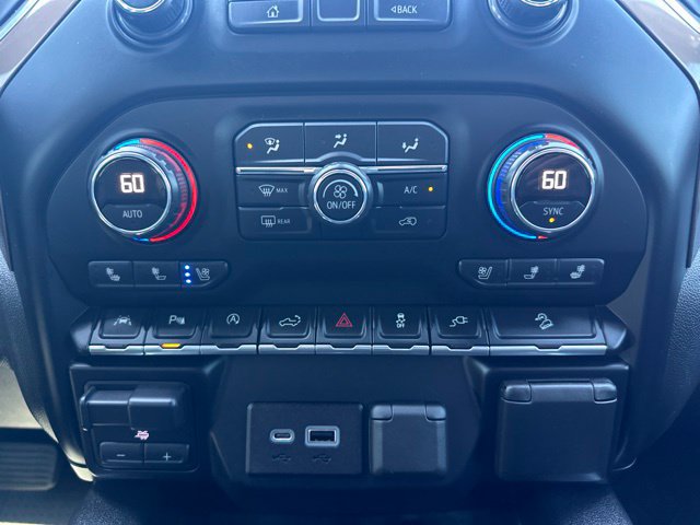 Used 2019 Chevrolet Silverado 1500 High Country w/ Technology Package AWD/4WD image 44