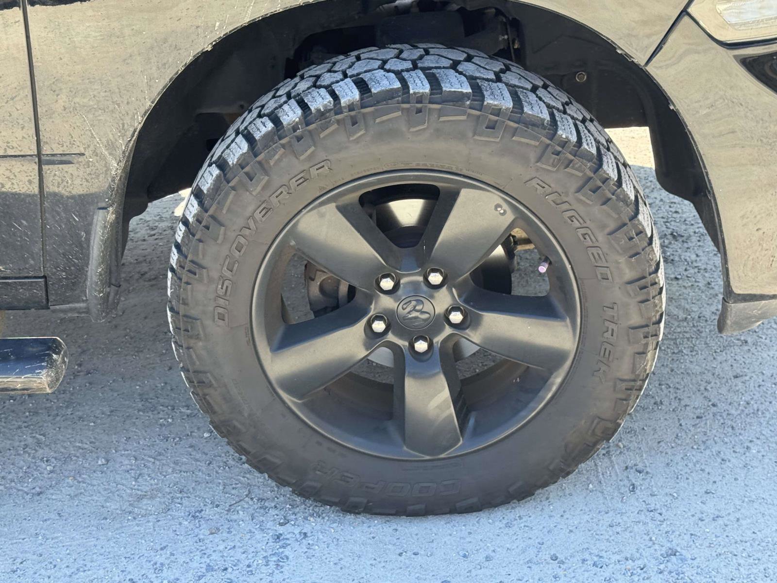 Used 2014 RAM 1500 Express w/ Black Ram 1500 Express Group image 6