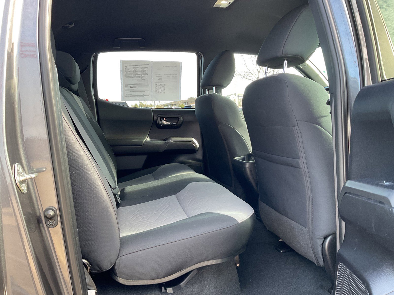 Used 2020 Toyota Tacoma TRD Sport image 15