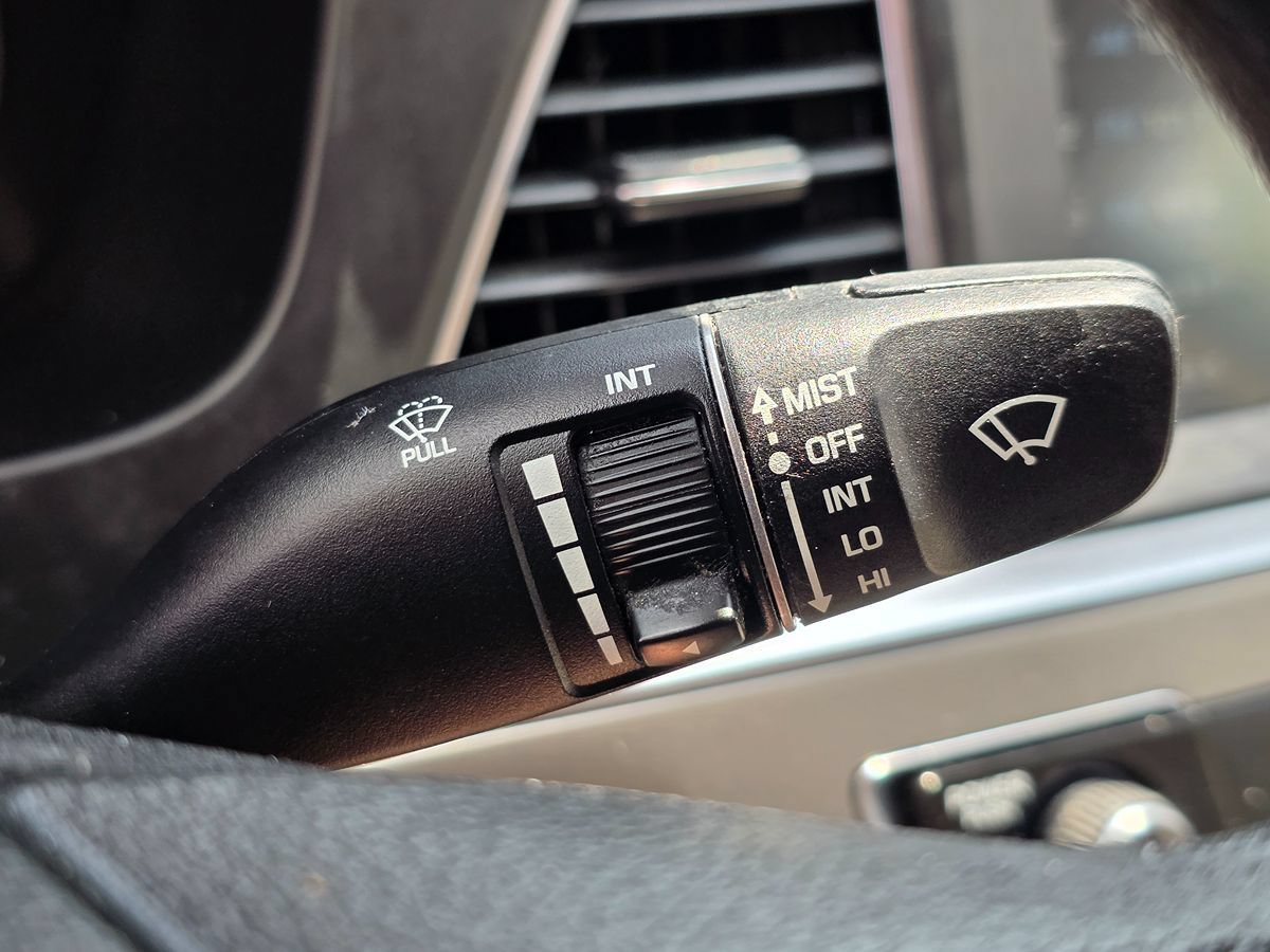 Used 2017 Hyundai Sonata SE FWD image 45