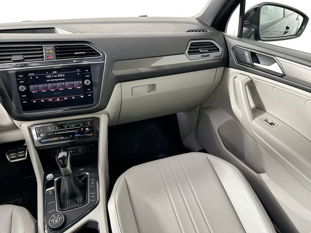 Used 2022 Volkswagen Tiguan SE R-Line image 24