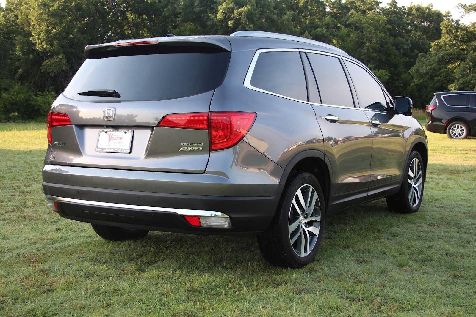 Used 2017 Honda Pilot Touring image 13