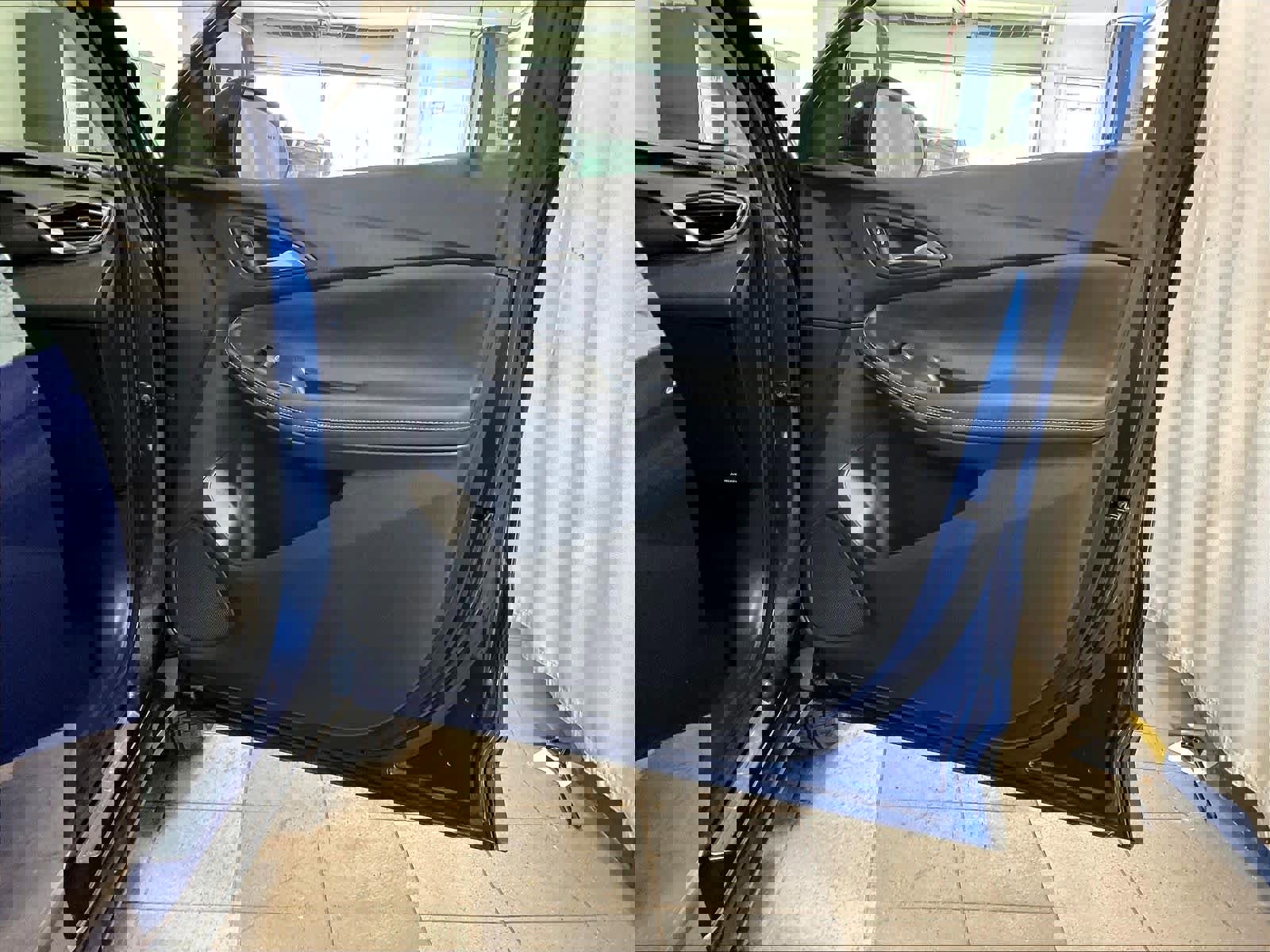 Used 2023 Buick Encore GX Select w/ Safety Package II image 12