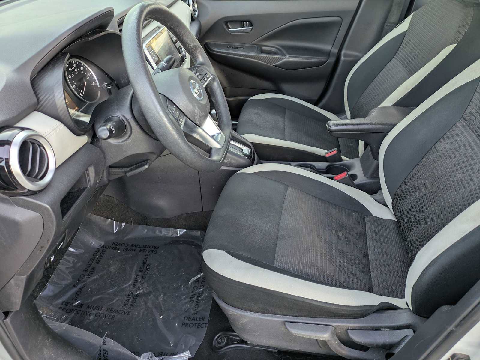 Used 2020 Nissan Versa SV image 14