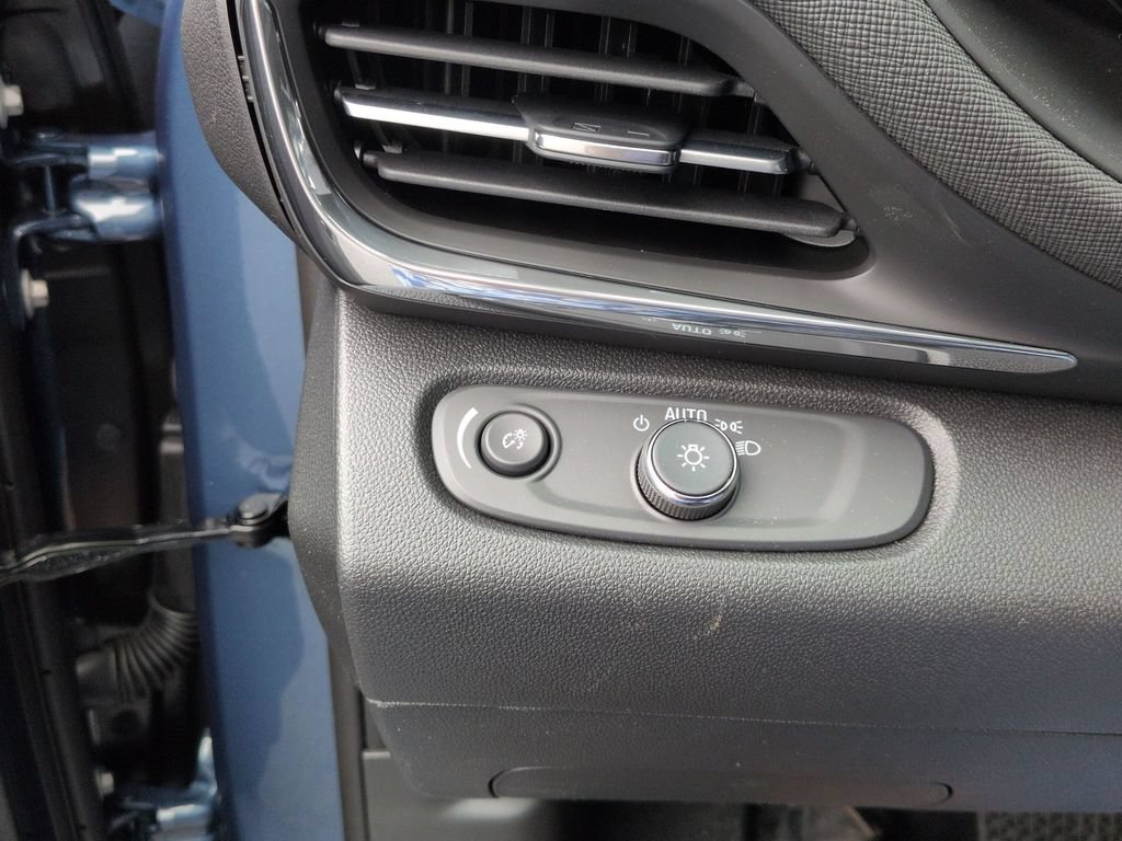New 2026 Buick Envista Sport Touring w/ Convenience I Package FWD image 24