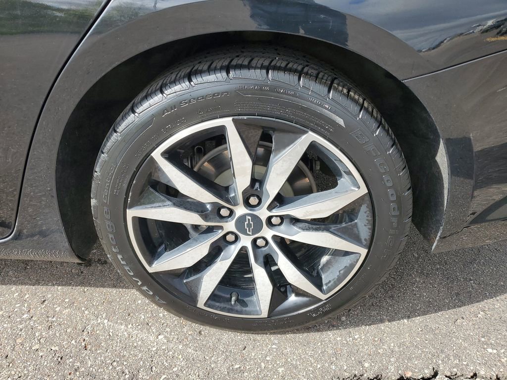 Used 2024 Chevrolet Malibu RS FWD image 28