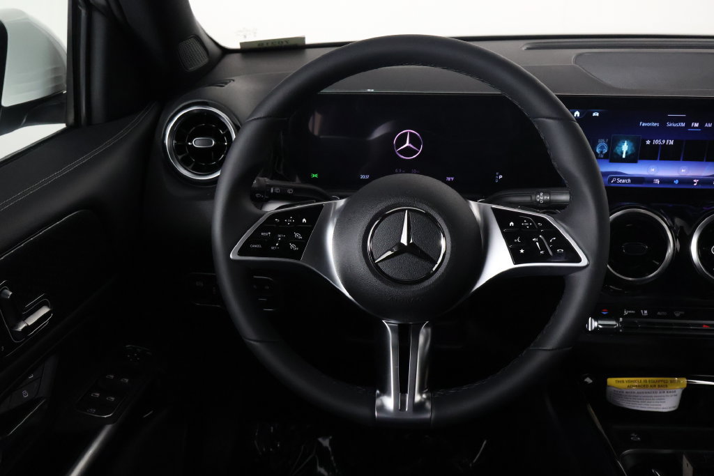New 2026 Mercedes-Benz GLB 250 image 3