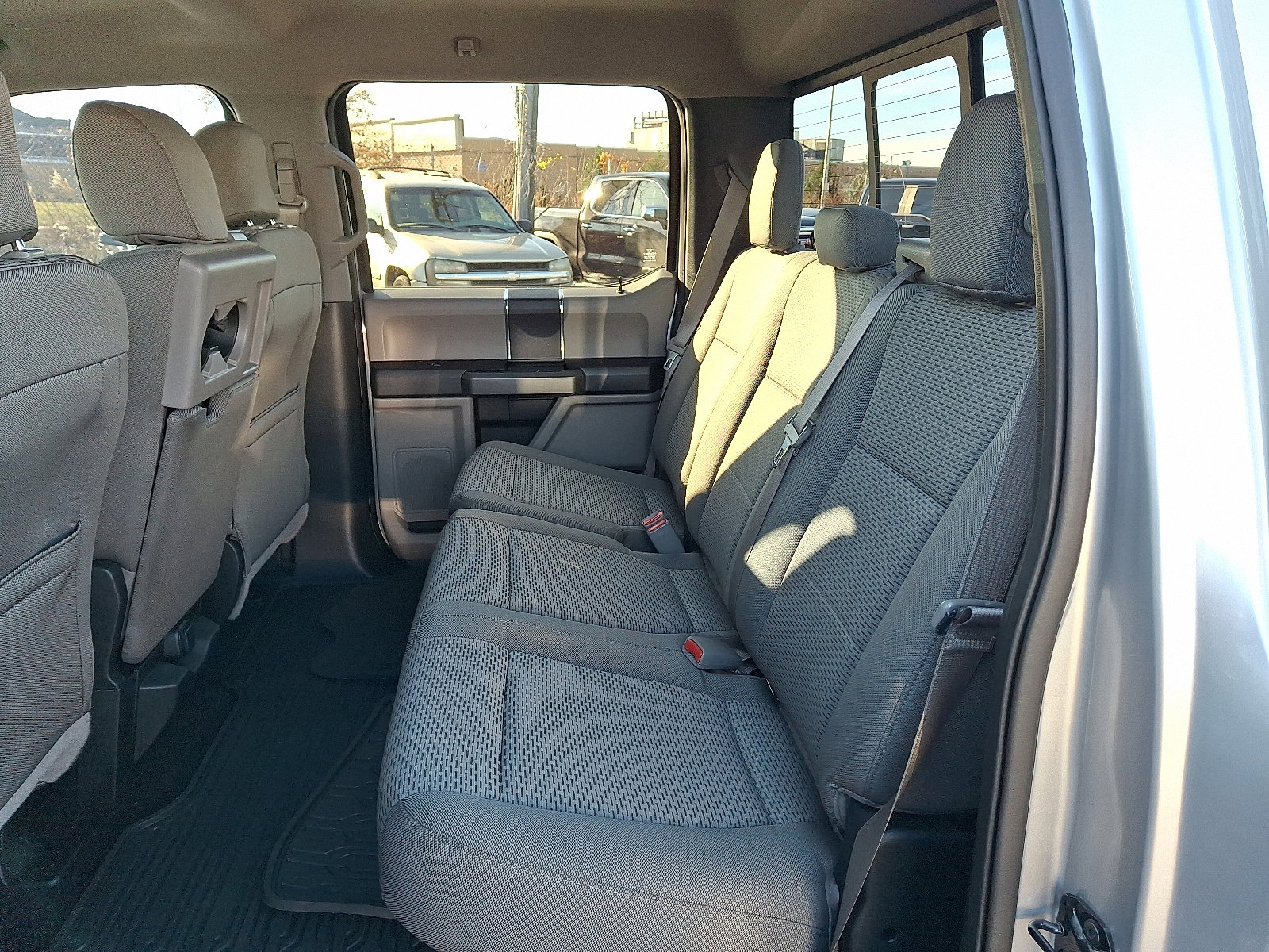 Used 2015 Ford F150 XLT w/ Equipment Group 301A Mid image 10