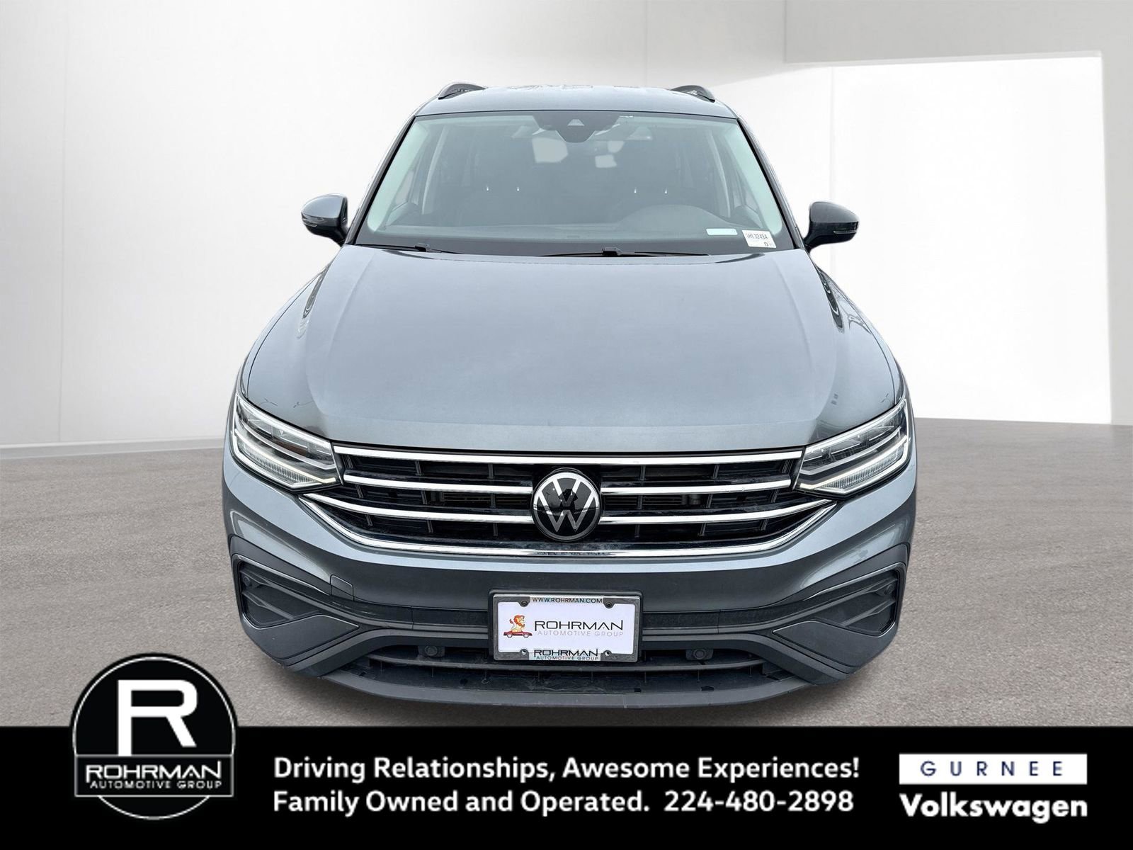 Used 2022 Volkswagen Tiguan S image 3