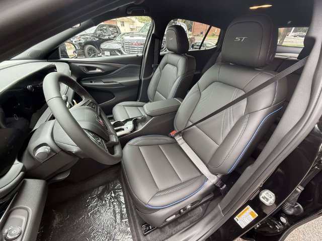 New 2026 Buick Envista Sport Touring w/ Convenience I Package FWD image 9