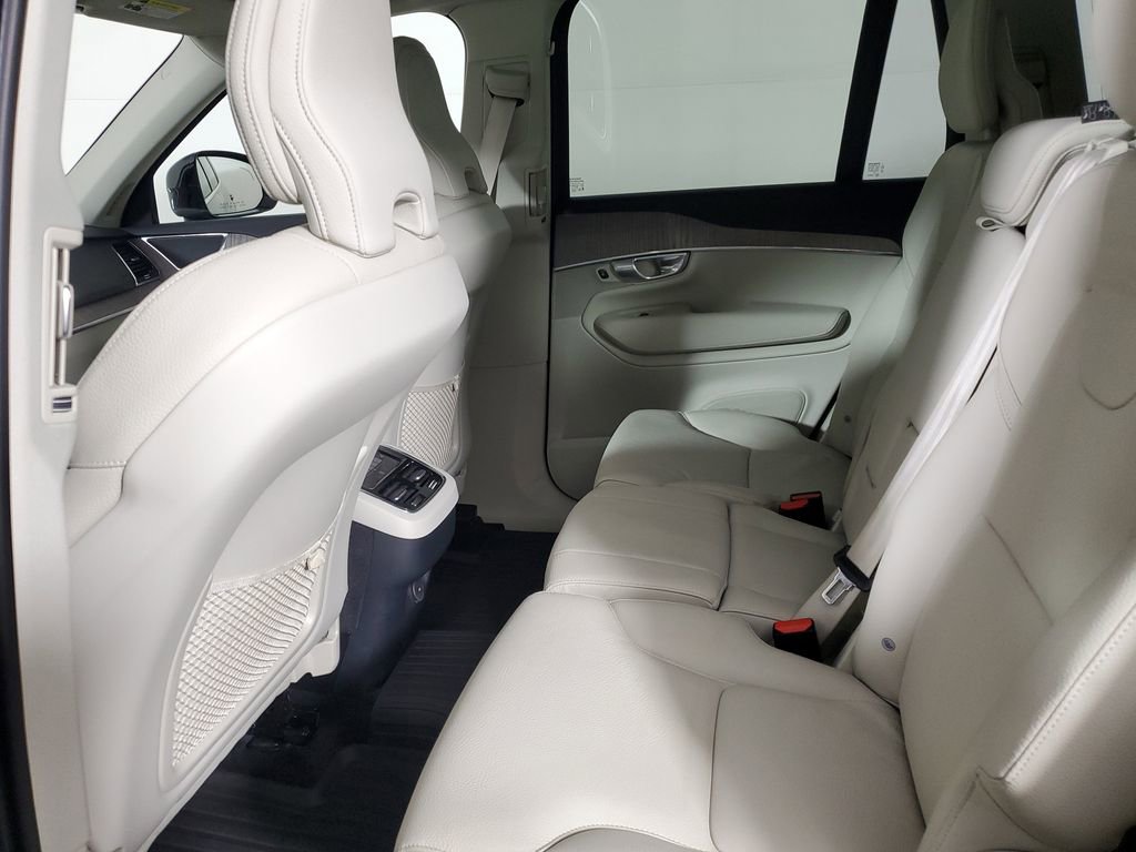 Certified 2023 Volvo XC90 B5 Plus w/ Protection Package Premier AWD/4WD image 15