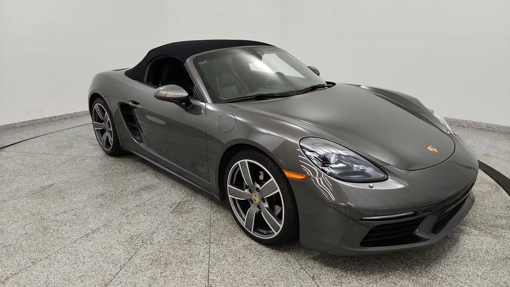 Used 2022 Porsche 718 Boxster RWD image 45