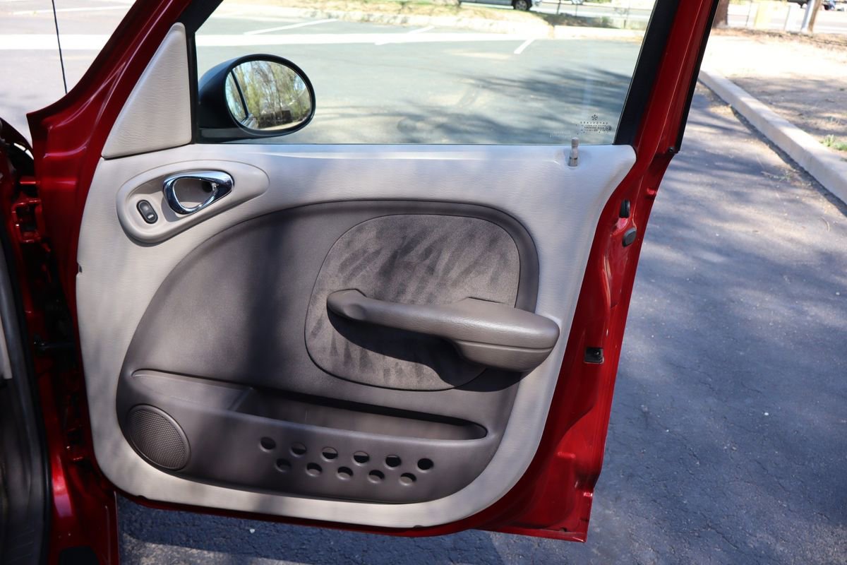 Used 2002 Chrysler PT Cruiser Touring image 26