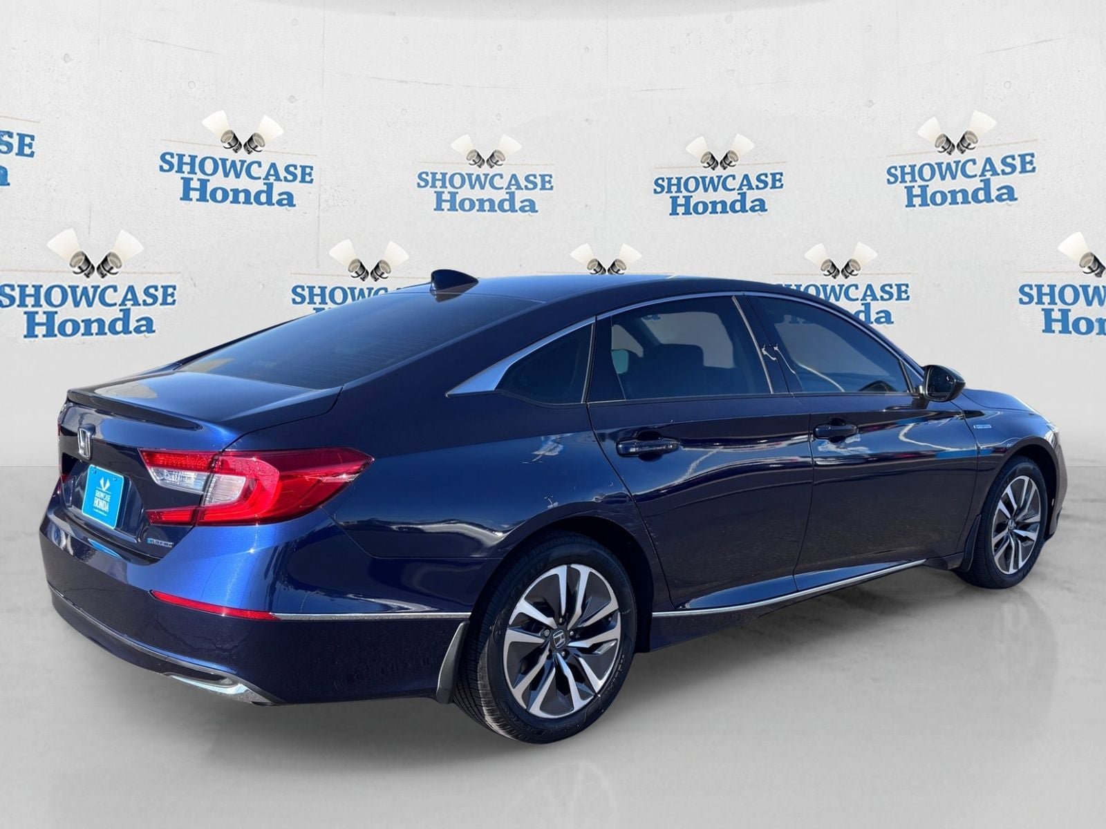 Certified 2018 Honda Accord EX image 8