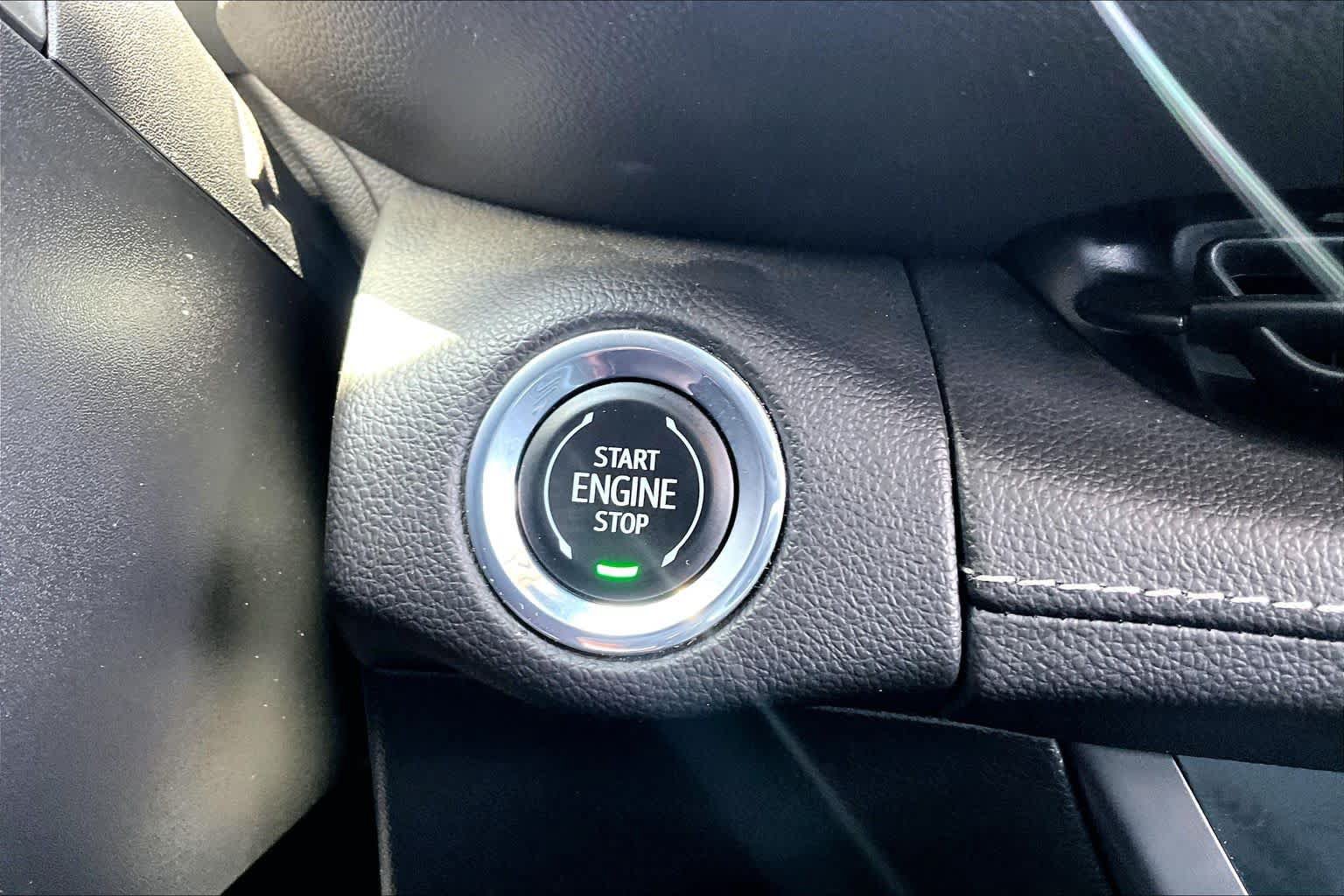 Certified 2023 Buick Envision Preferred w/ Sport Touring Package AWD/4WD image 66