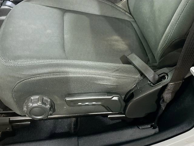 Used 2018 Jeep Wrangler Sport S image 19