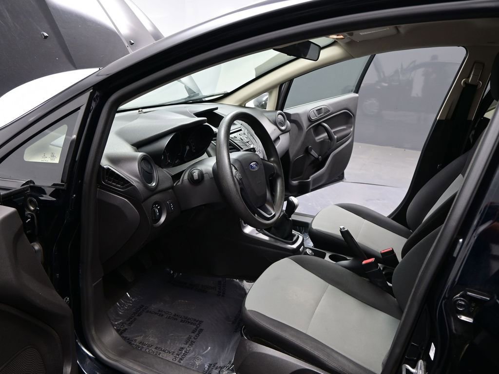 Used 2017 Ford Fiesta S image 8