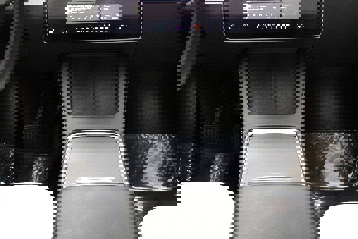 Used 2023 Tesla Model Y Long Range image 27