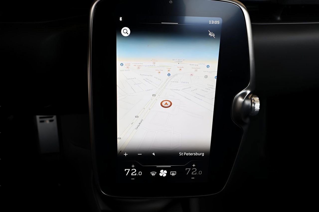 New 2026 McLaren Artura image 13